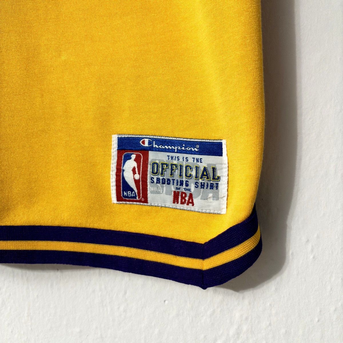 NBA × Vintage 90s LA Lakers Vintage Champion Shooting Jersey Tee Shirt Top Size US S / EU 44-46 / 1 - 4 Thumbnail