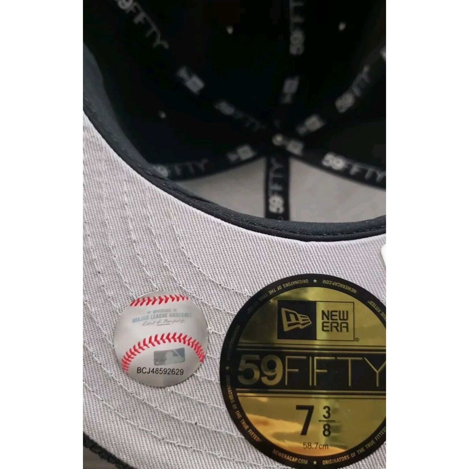 New Era Los Angeles Dodgers Hat Corduroy 5950 7 3/8 Black New Era Size ONE SIZE - 7 Thumbnail