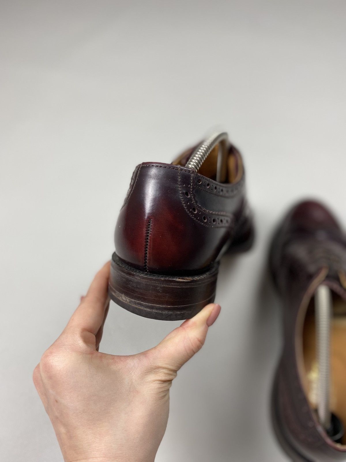 Loake Loake men’s leather brogue shoes size UK 9.5 / US 10.5 Size US 10.5 / EU 43-44 - 15 Thumbnail
