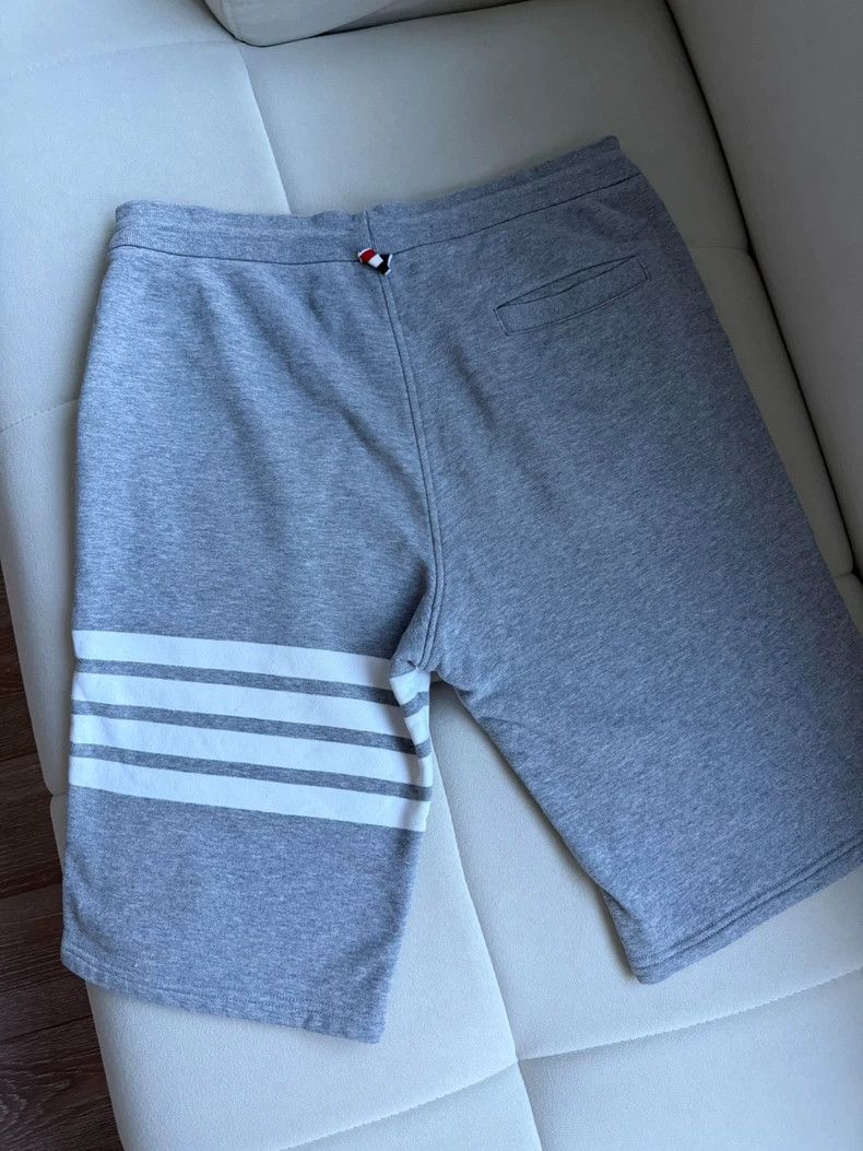 Thom Browne Thom Browne size 2 shorts Size US 40 / EU 56 - 3 Thumbnail
