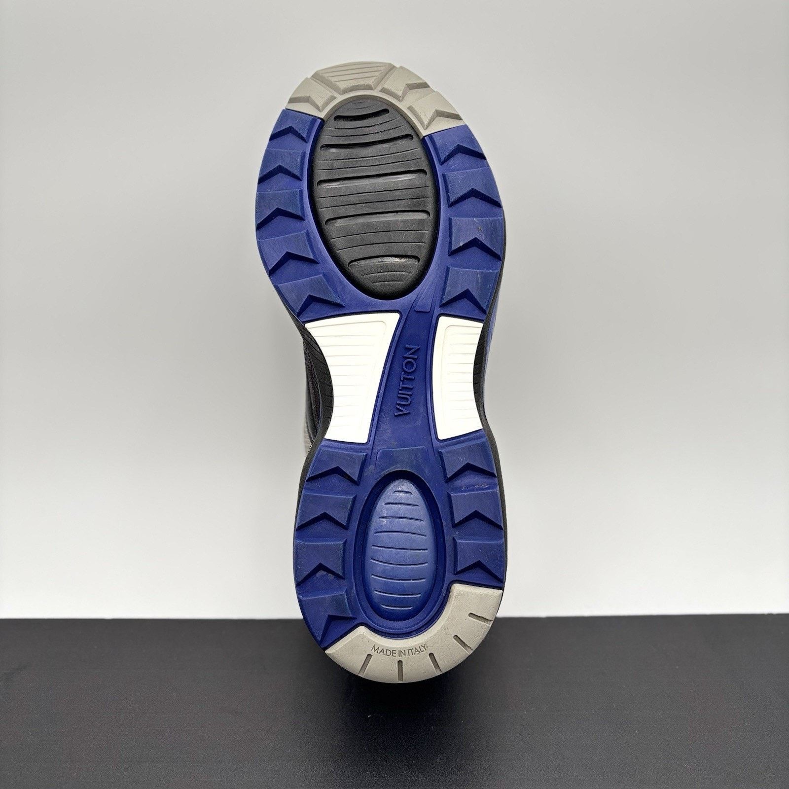 Louis Vuitton (10-10.5) Louis Vuitton Trail ' Monogram Blue '| SUPER CLEAN Size US 10 / EU 43 - 17 Thumbnail