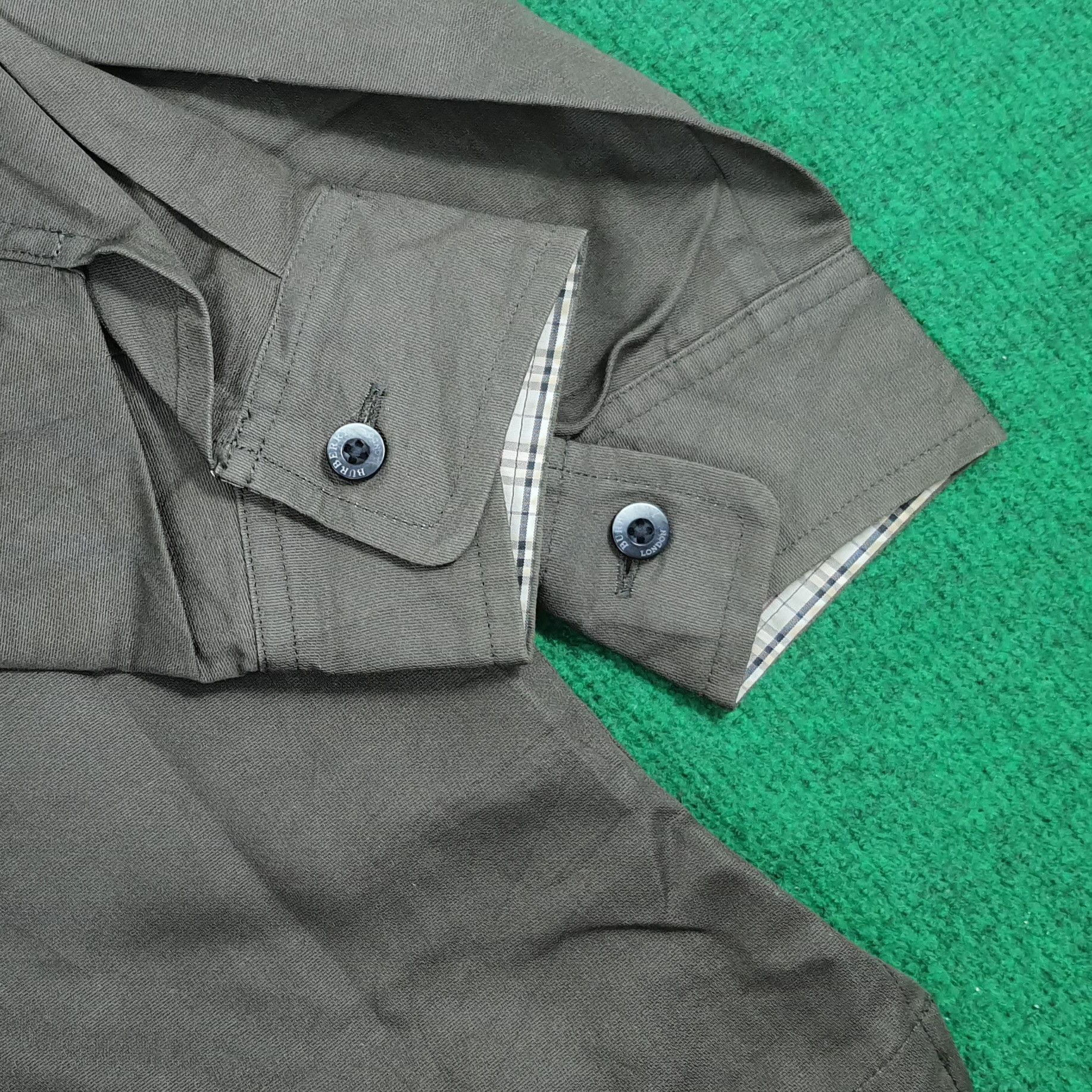 Burberry × Vintage Vintage Burberry London Nova Check Shirt Button Up Size US L / EU 52-54 / 3 - 7 Thumbnail