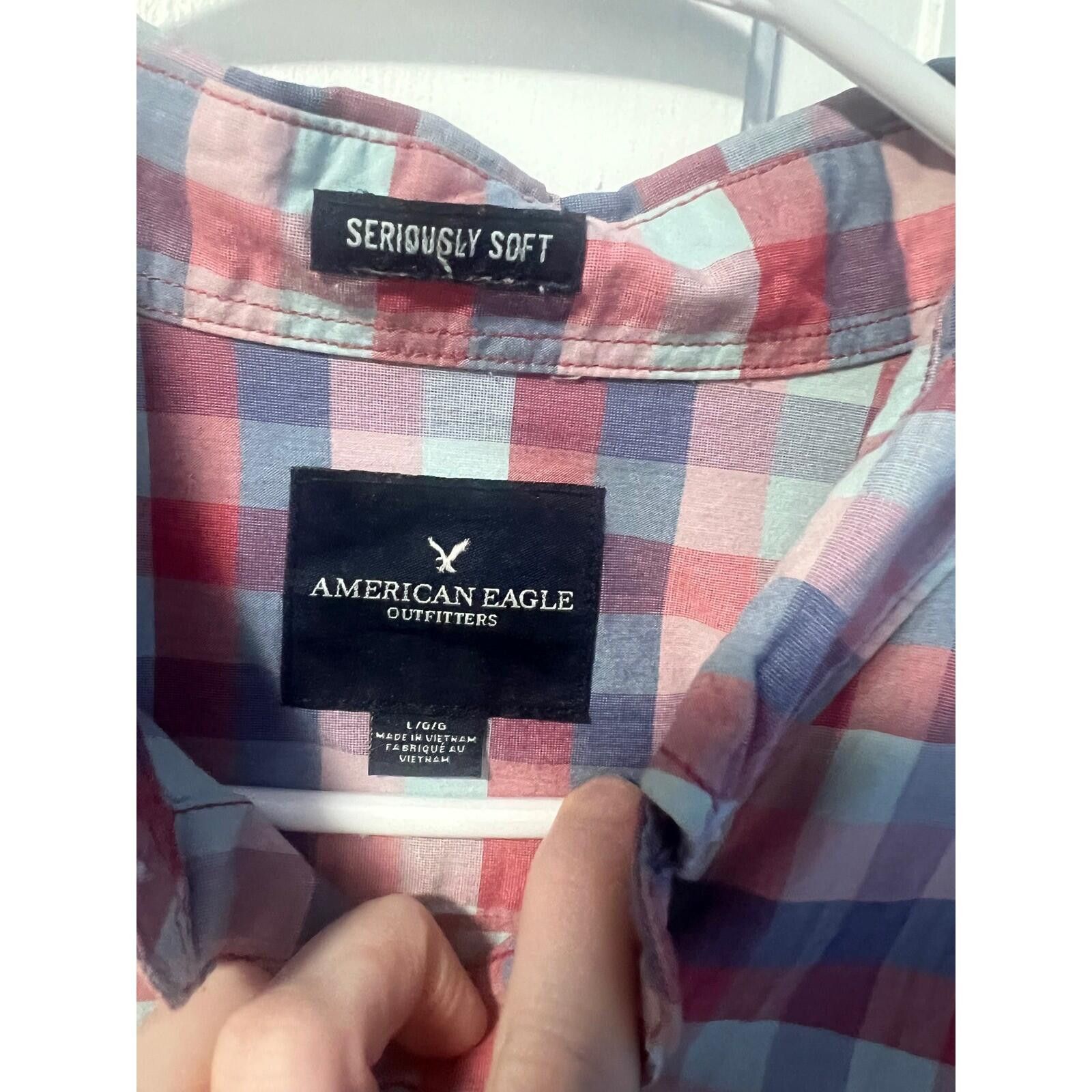 American Eagle Outfitters American Eagle Button Down Mens L Red Blue Plaid Soft Shirt Size US L / EU 52-54 / 3 - 3 Thumbnail