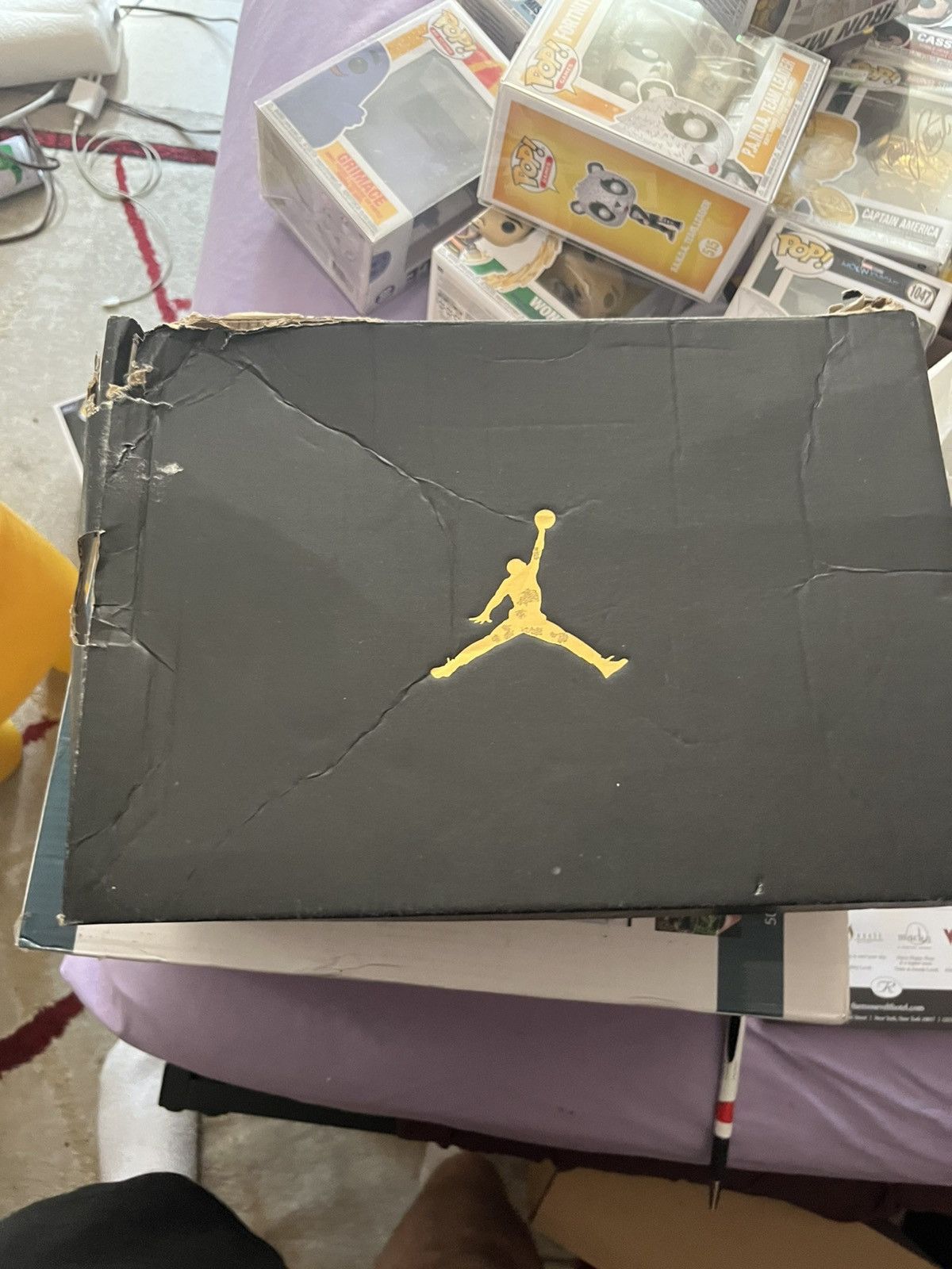 Jordan Brand Reverse Ferrari Size US 6 / EU 39 - 7 Thumbnail