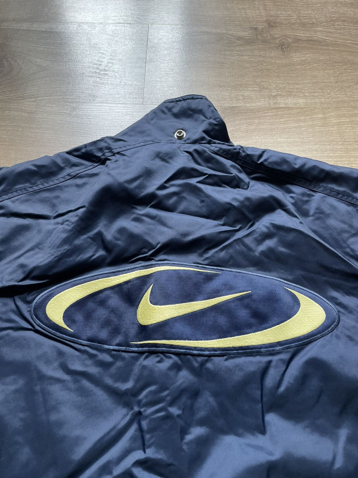 Nike Vintage 90s Nike Swoosh Logo Accent Quilted Coat Jacket Size US S / EU 44-46 / 1 - 19 Thumbnail