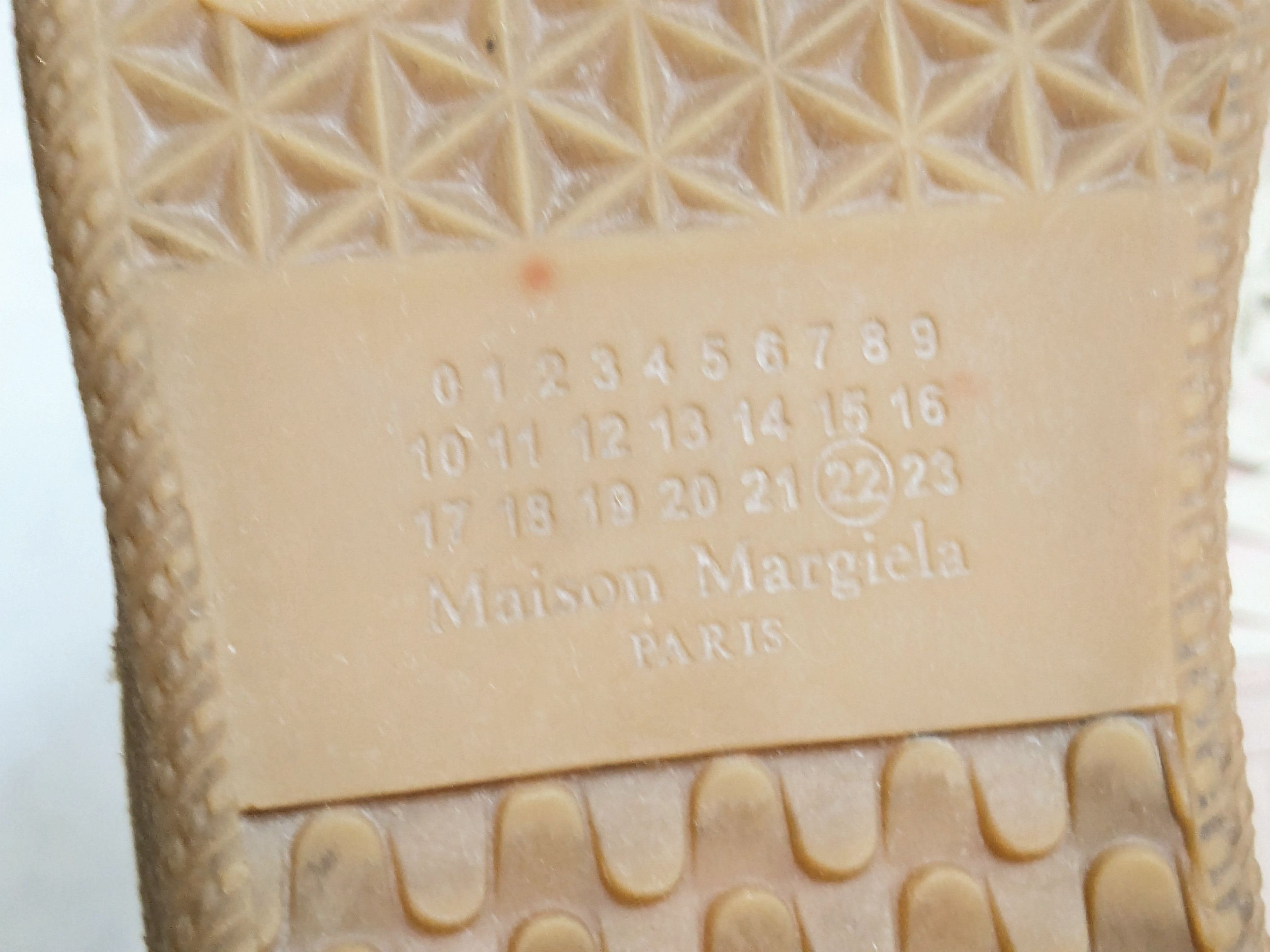 Maison Margiela Maison Margiela Replica GAT Pink 9 42 Low Tops Gum Size US 9 / EU 42 - 18 Thumbnail