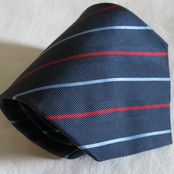 Tommy Hilfiger Tommy Hilfiger Multicolor Stripe Silk Neck Tie Size ONE SIZE - 1 Thumbnail