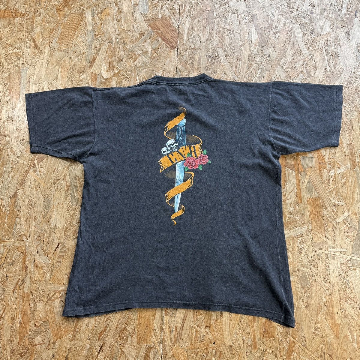 Vintage Guns N Roses 1990 vintage band t-shirt rock tee faded Size US XL / EU 56 / 4 - 5 Thumbnail