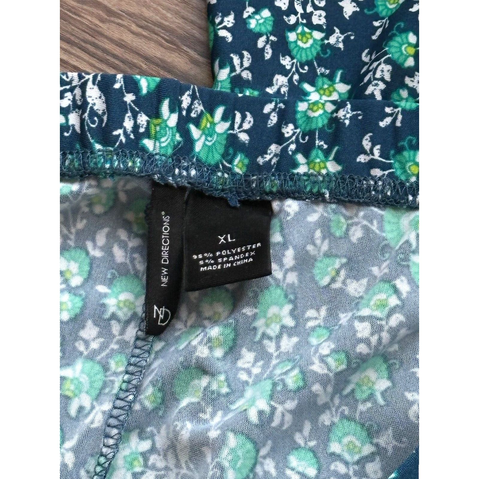 Vintage New Directions Womens XL Blue Floral Wide Leg Pants Elastic Waist Boho Knit Size 40" / US 18 - 4 Thumbnail