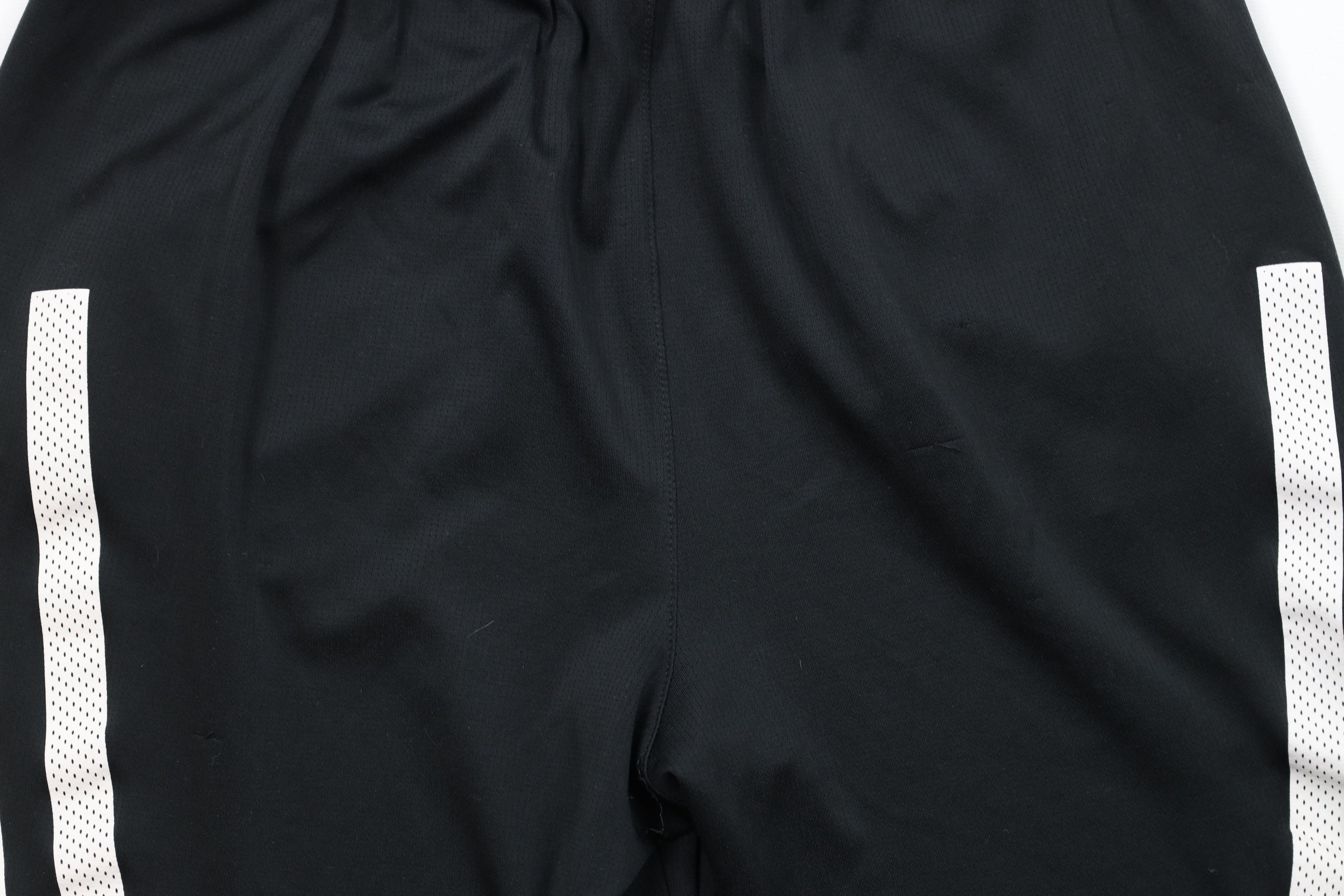 Adidas × Vintage Vintage Y2K Adidas Spell Out Running Jogging Soccer Shorts Size US 30 / EU 46 - 12 Thumbnail