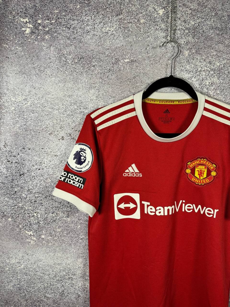 Adidas RONALDO Manchester United 2021/22 Adidas Soccer Jersey Size US S / EU 44-46 / 1 - 4 Thumbnail