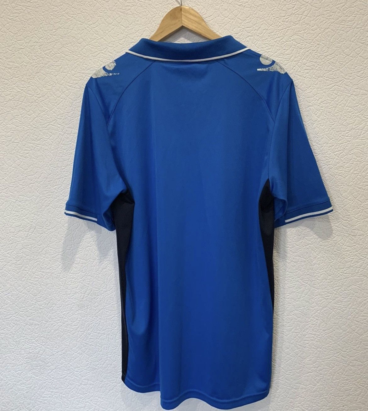 Macron LEEDS UNITED MACRON 2013/2014 THIRD KIT SOCCER JERSEY Size US L / EU 52-54 / 3 - 8 Thumbnail