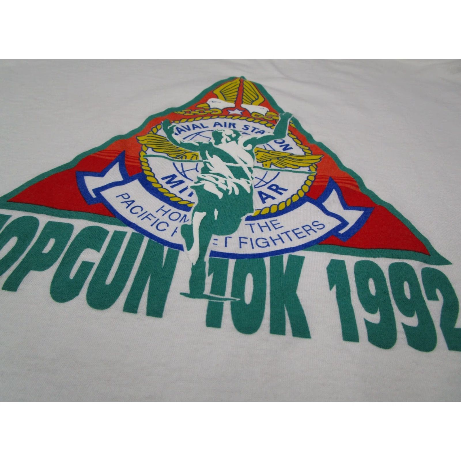 Vintage VINTAGE Screen Stars Best TOP GUN 10K Shirt Mens XL White Crew Neck Short Sleeve T-Shirt 90s Military Patriotic Retro City Outdoor Beach Classic USA Size US XL / EU 56 / 4 - 2 Thumbnail