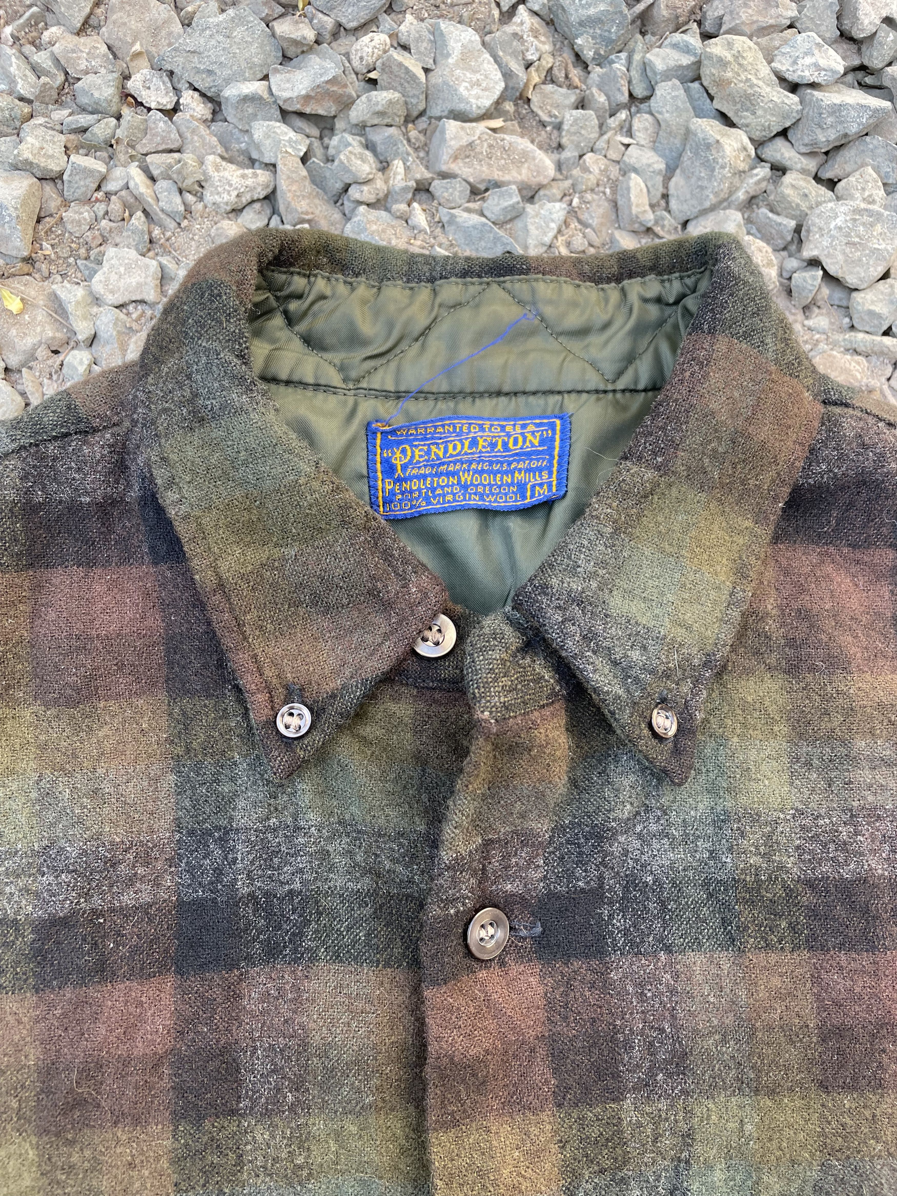 Pendleton Vintage 50s Pendleton Dark Olive Green Plaid Button Shirt Size US M / EU 48-50 / 2 - 5 Thumbnail