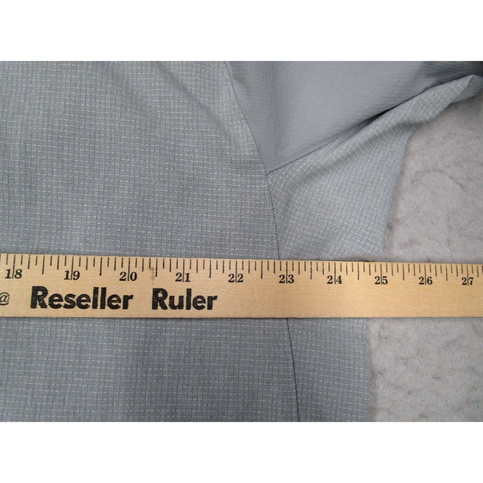 Lululemon Lululemon Shirt Mens Extra Large Gray Commission Snap Front Short Sleeve Active Size US XL / EU 56 / 4 - 5 Thumbnail