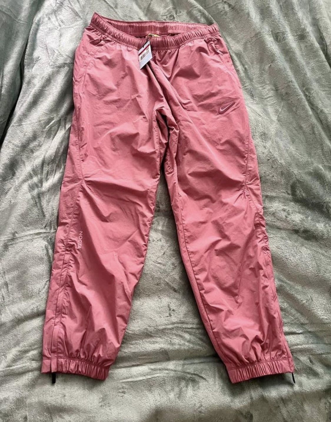 Pink track pants joggers Large new training Drake