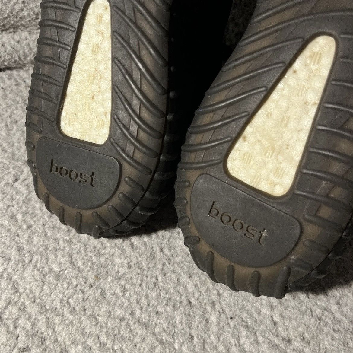 Yeezy Adidas Yeezy Boost 350 V2 Core Green 9.5 Mens Size US 9.5 / EU 42-43 - 17 Thumbnail