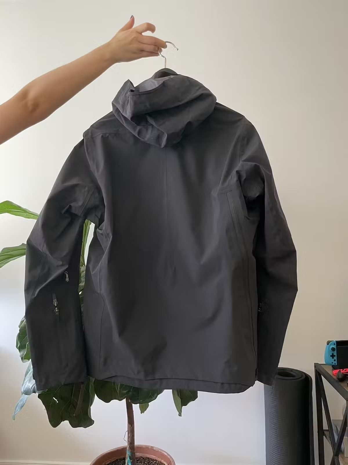 Acronym Acronym J56-GT (Gen 1) Size US S / EU 44-46 / 1 - 14 Thumbnail