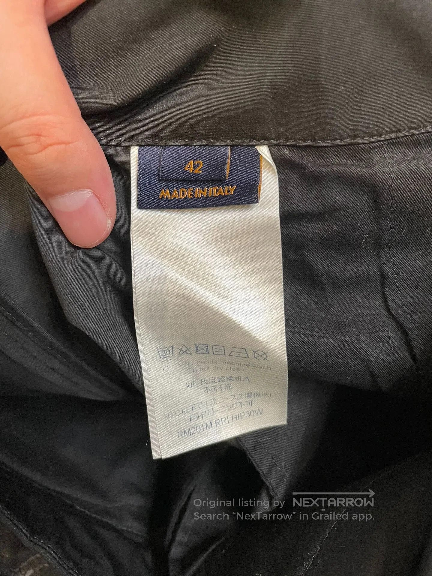 Louis Vuitton louis vuitton black cargo pants with ties. Size US 26 / EU 42 - 3 Thumbnail