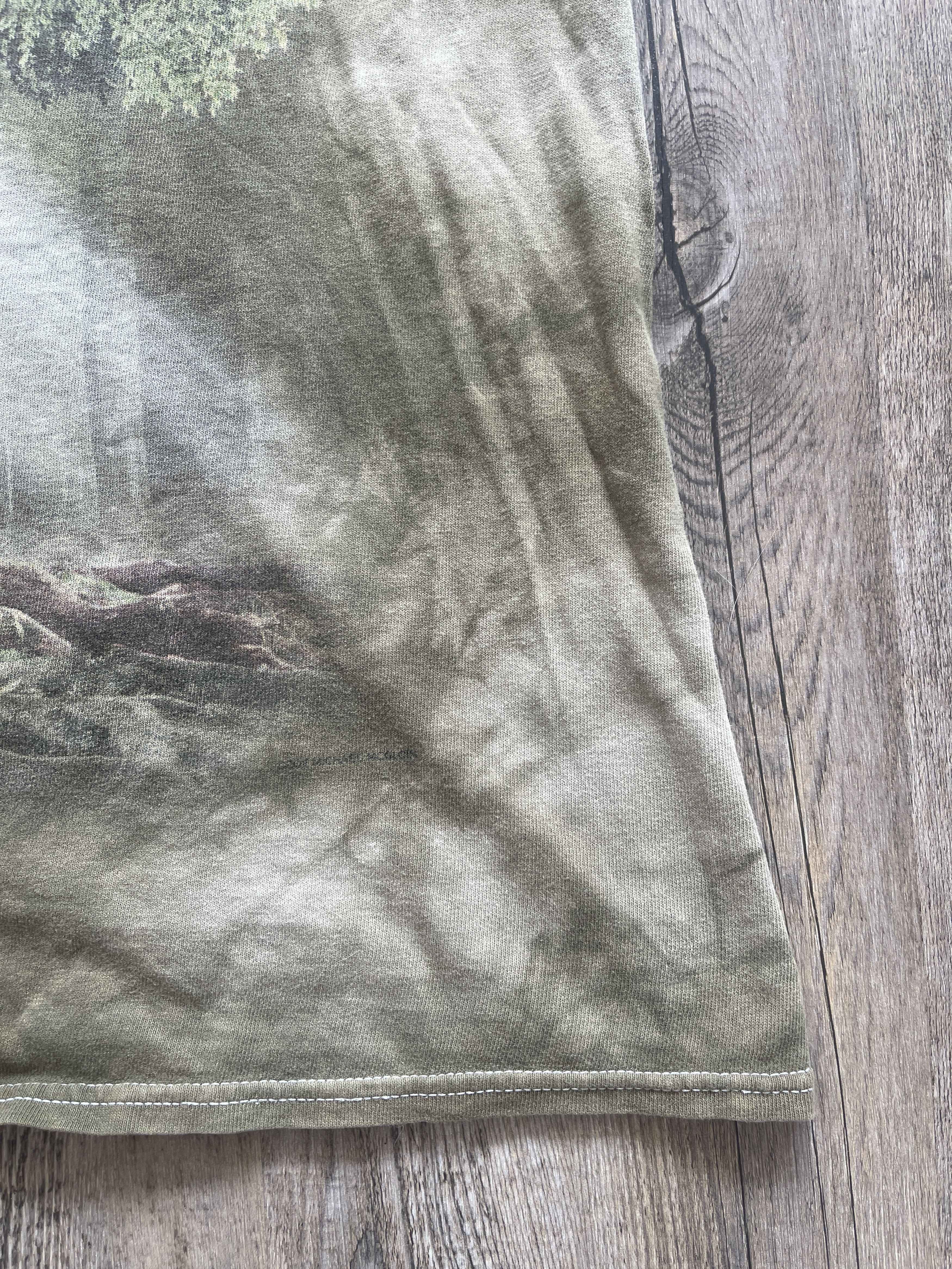 The Mountain The Mountain Man Adult T-Shirt, Green, L Yin Yang Tree Size US XS / EU 42 / 0 - 2 Thumbnail