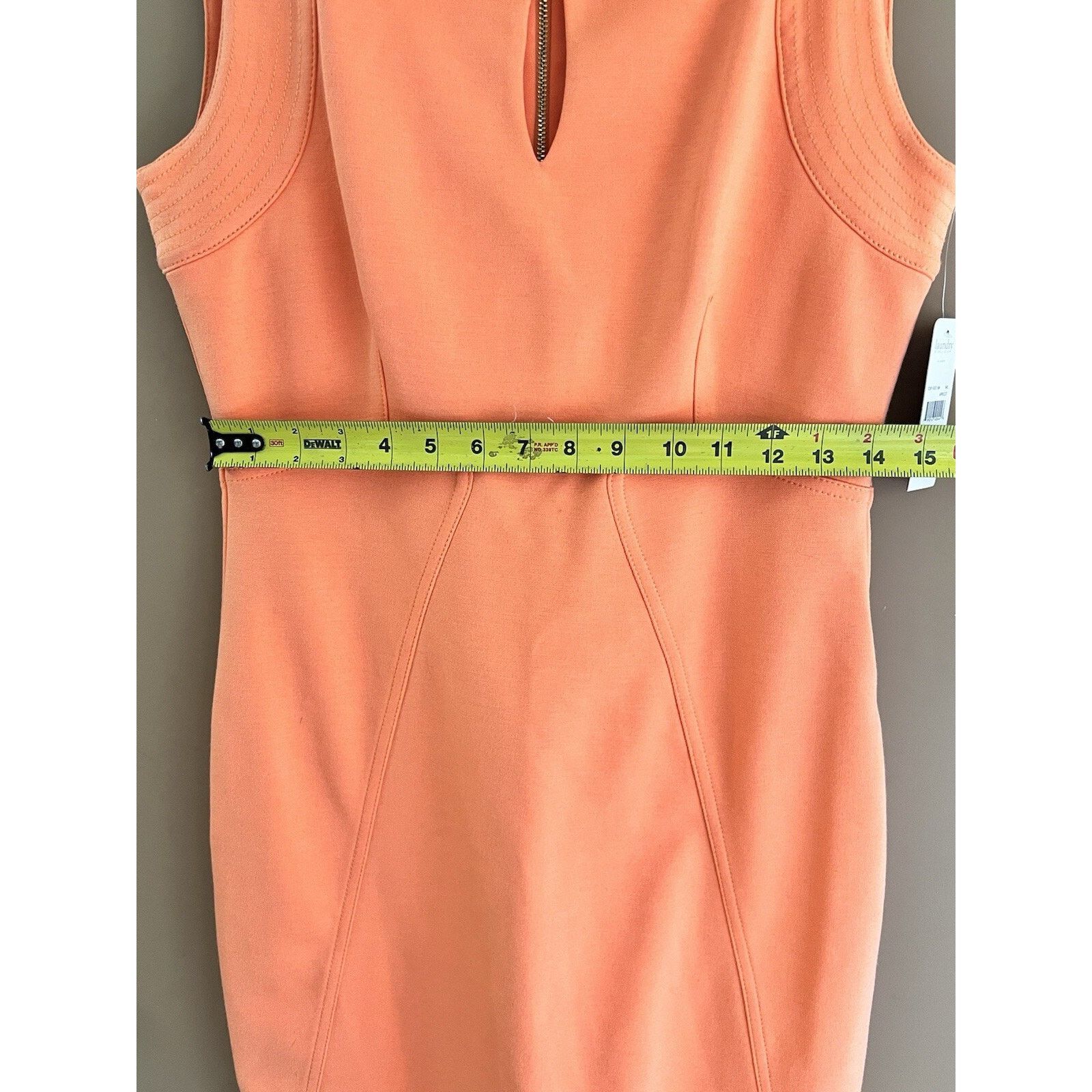 Laundry by Shelli Segal NWT Sz 8 Laundry by Shelli Segal Bodycon Keyhole Neck Size M / US 6-8 / IT 42-44 - 5 Thumbnail