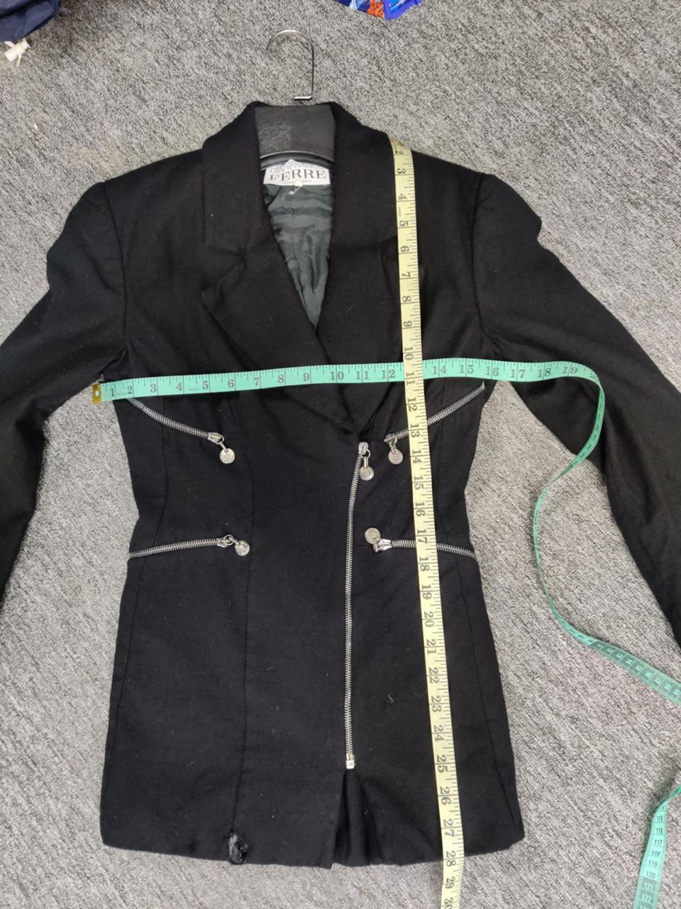 Gianfranco Ferre 90s Gianfranco Ferre Decorative Wool Blazer Style Jacket Size US S / EU 44-46 / 1 - 17 Thumbnail