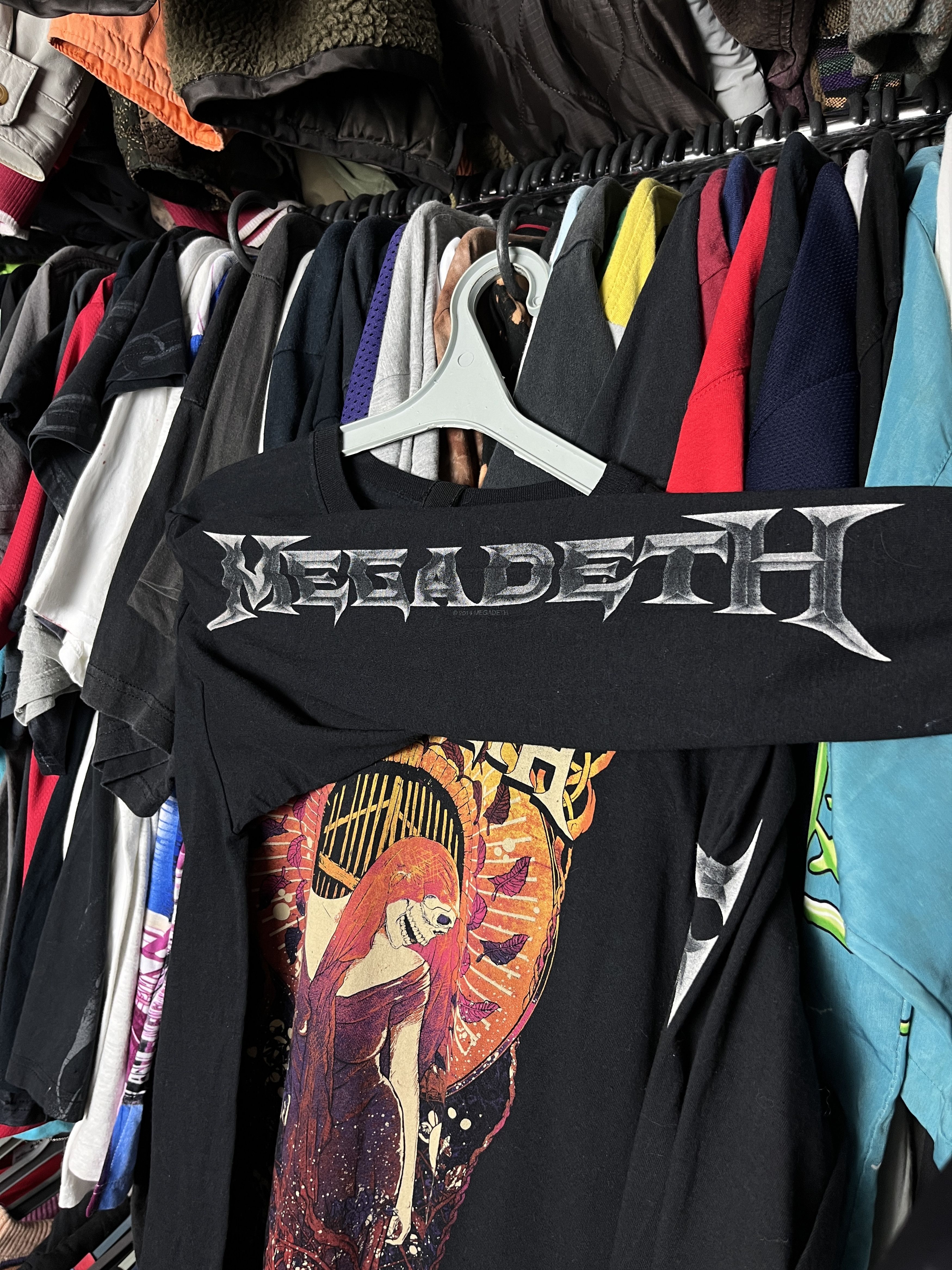 Band Tees MEGADETH VINTAGE Y2K RARE FADED LONG SLEEVE T SHIRT - 1331 Size US L / EU 52-54 / 3 - 3 Thumbnail