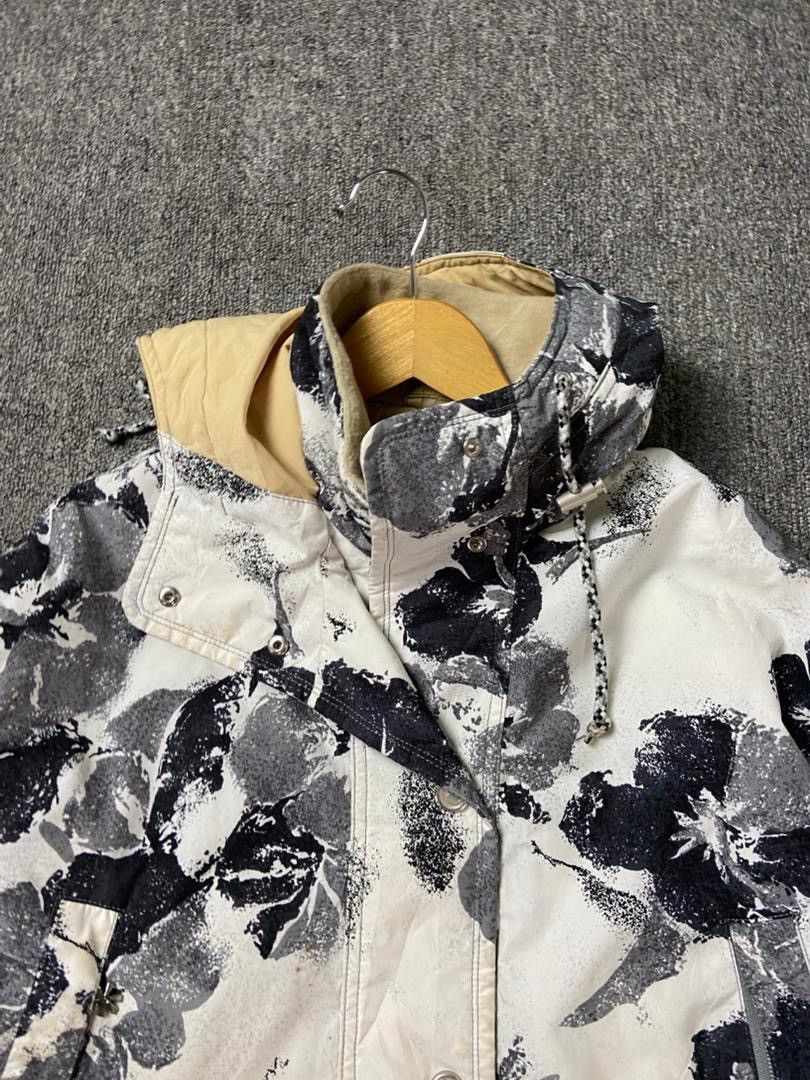 Ellesse Vintage ELLESSE Floral Ski Wear Jacket (203) Size US L / EU 52-54 / 3 - 11 Thumbnail