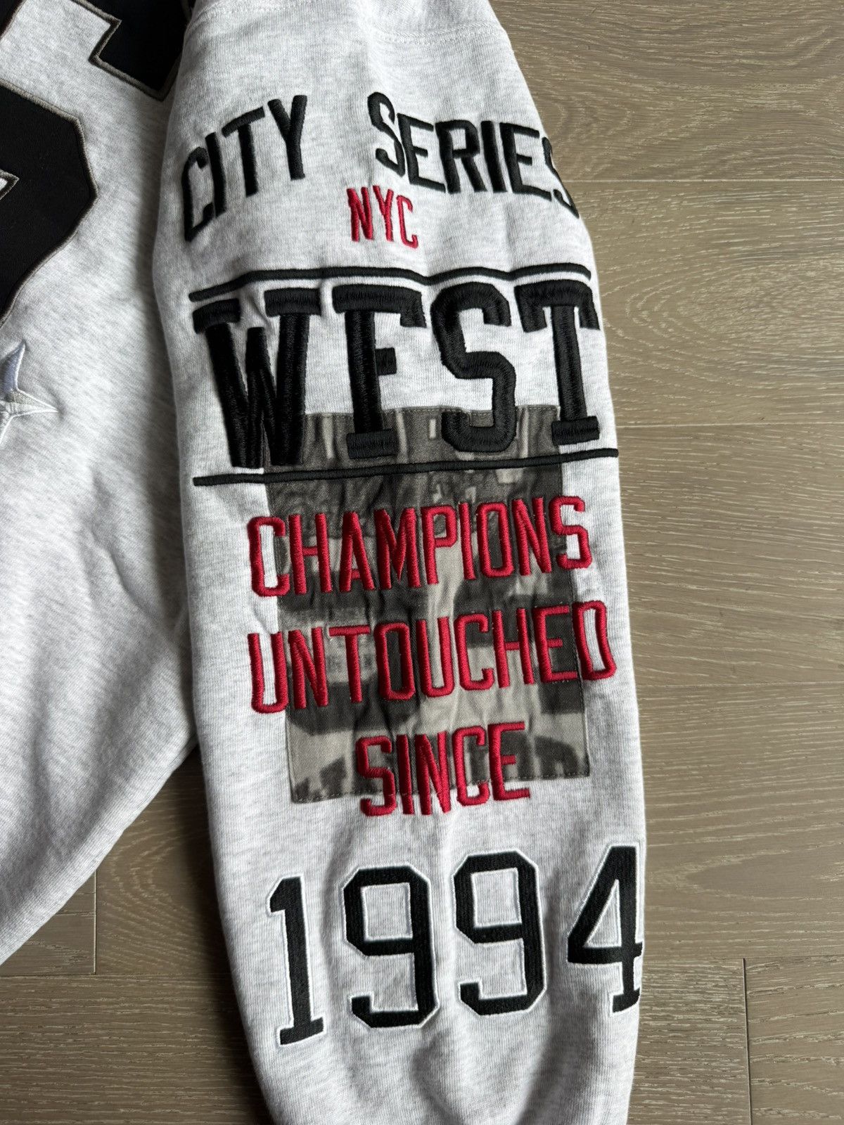 Supreme LARGE Warriors Applique Zip Up Hooded Sweatshirt Ash Grey Size US L / EU 52-54 / 3 - 7 Thumbnail