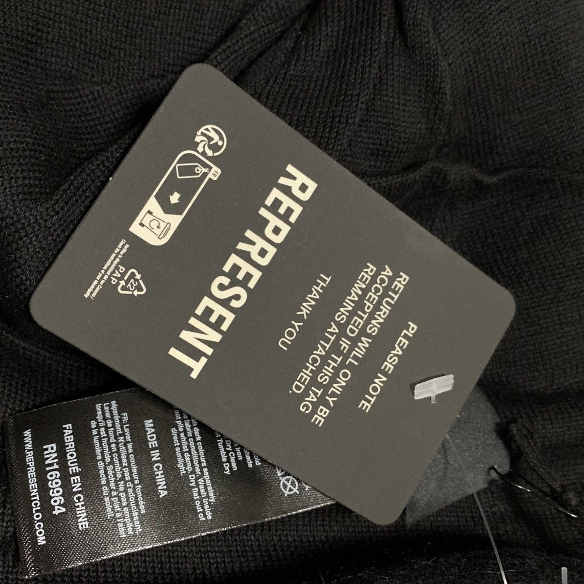 Represent Clo. Represent Beanie Jet Black Mental Initial Hat Size ONE SIZE - 5 Thumbnail