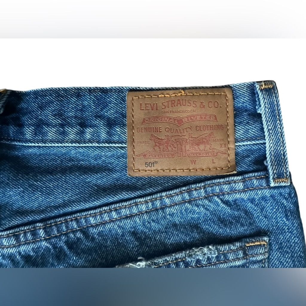 Levi's Levi’s 501 BIG E Premium Denim Distressed Jean Blue Men 29. Size US 29 - 4 Thumbnail