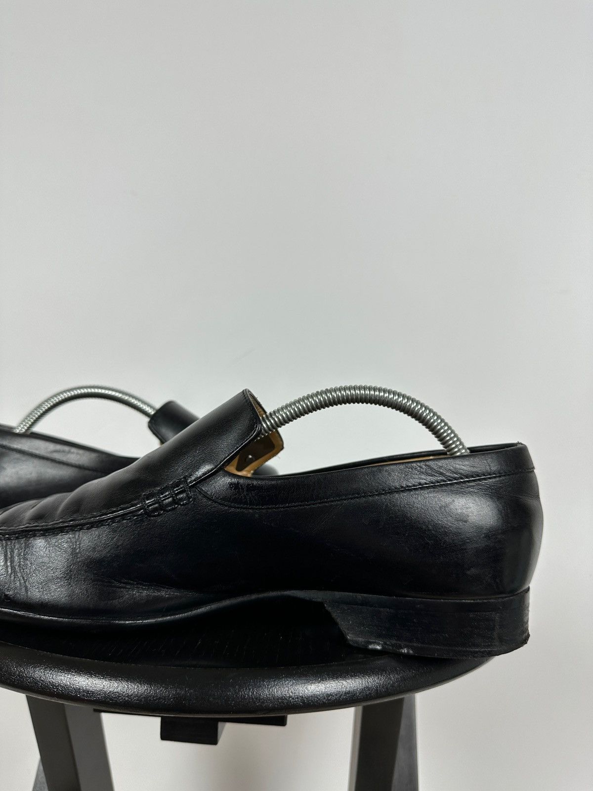 Louis Vuitton Louis Vuitton Black Leather Loafers Shoes Size US 10 / EU 43 - 19 Thumbnail