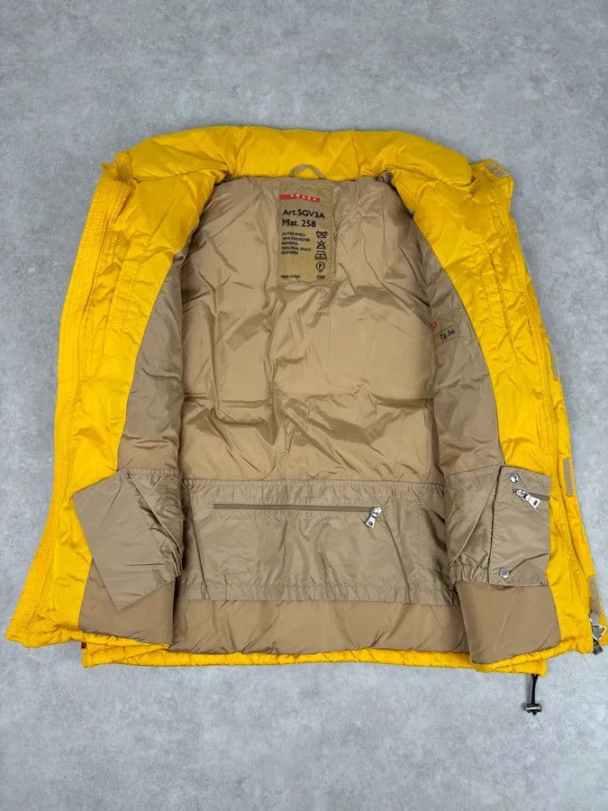 Prada 2000s Prada Yellow Down Quilted Puffer Vest Size US L / EU 52-54 / 3 - 7 Thumbnail