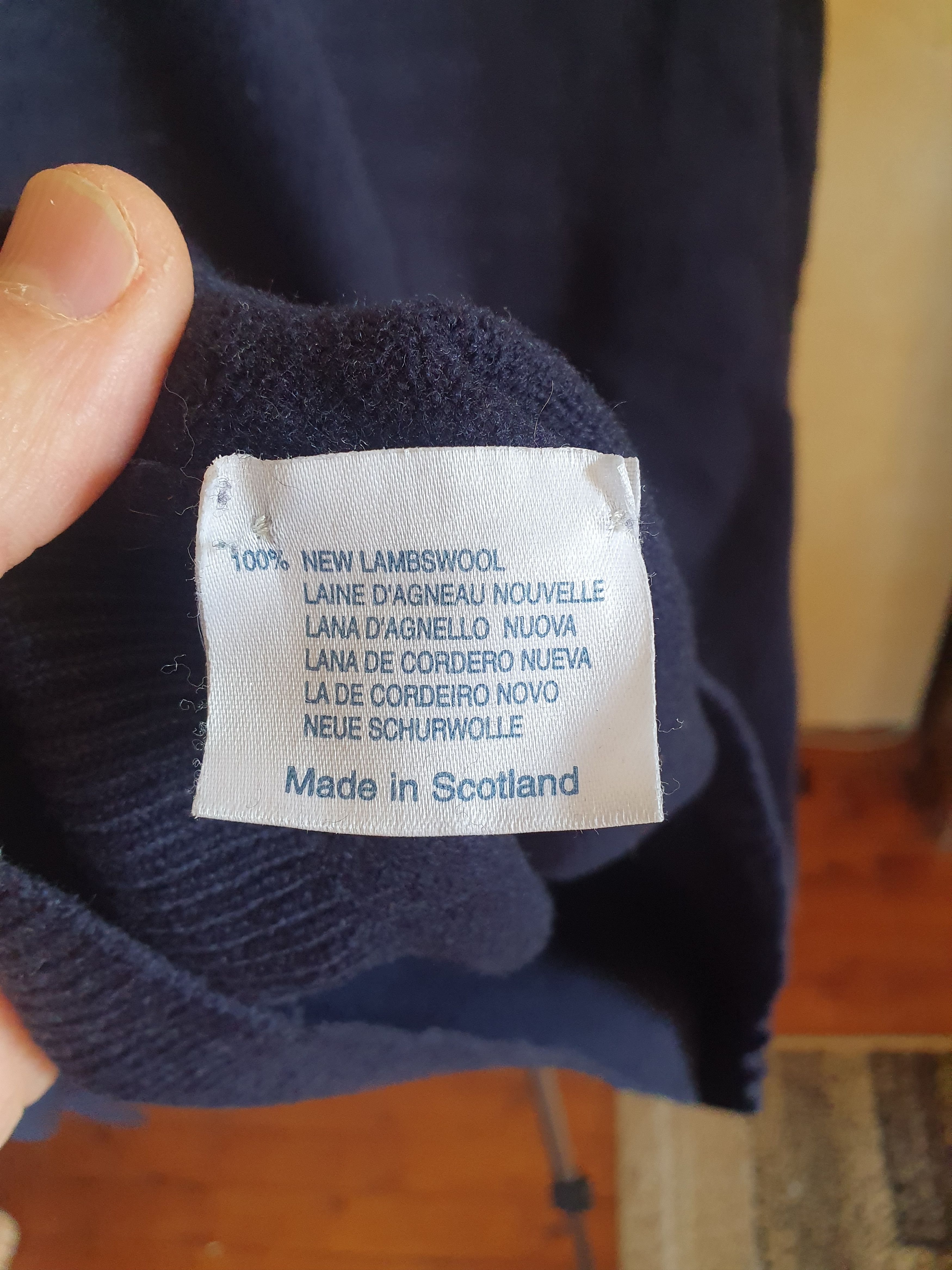 William Lockie William Lockie of Hawik Made in Scotland Lambswool Sweater М Size US M / EU 48-50 / 2 - 3 Thumbnail