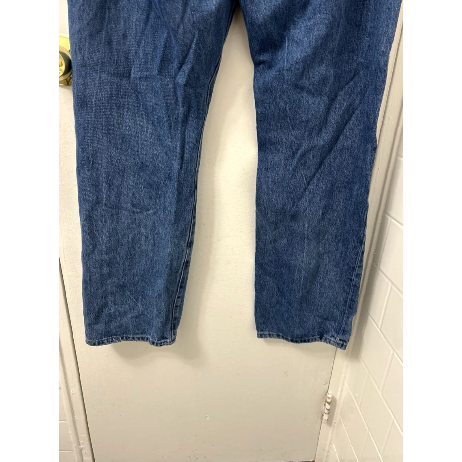 Levi's VINTAGE Levi's 501 Jeans Mens 31x30 Blue Big E Original Fit Straight Button Fly 90s Retro USA Mens Size US 31 - 6 Thumbnail
