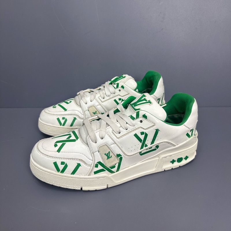 Louis Vuitton Louis Vuitton Low-Top Green and White Sneakers - Size US 8 / EU 41 - 1 Thumbnail