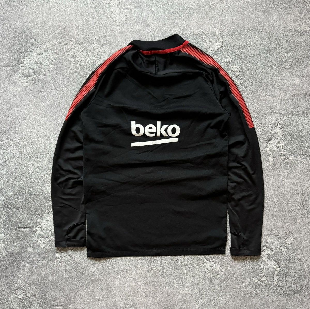 Nike × Vintage Nike Barcelona S 1/4 zip jersey long sleeve tee T-shirt polo Size US S / EU 44-46 / 1 - 12 Thumbnail
