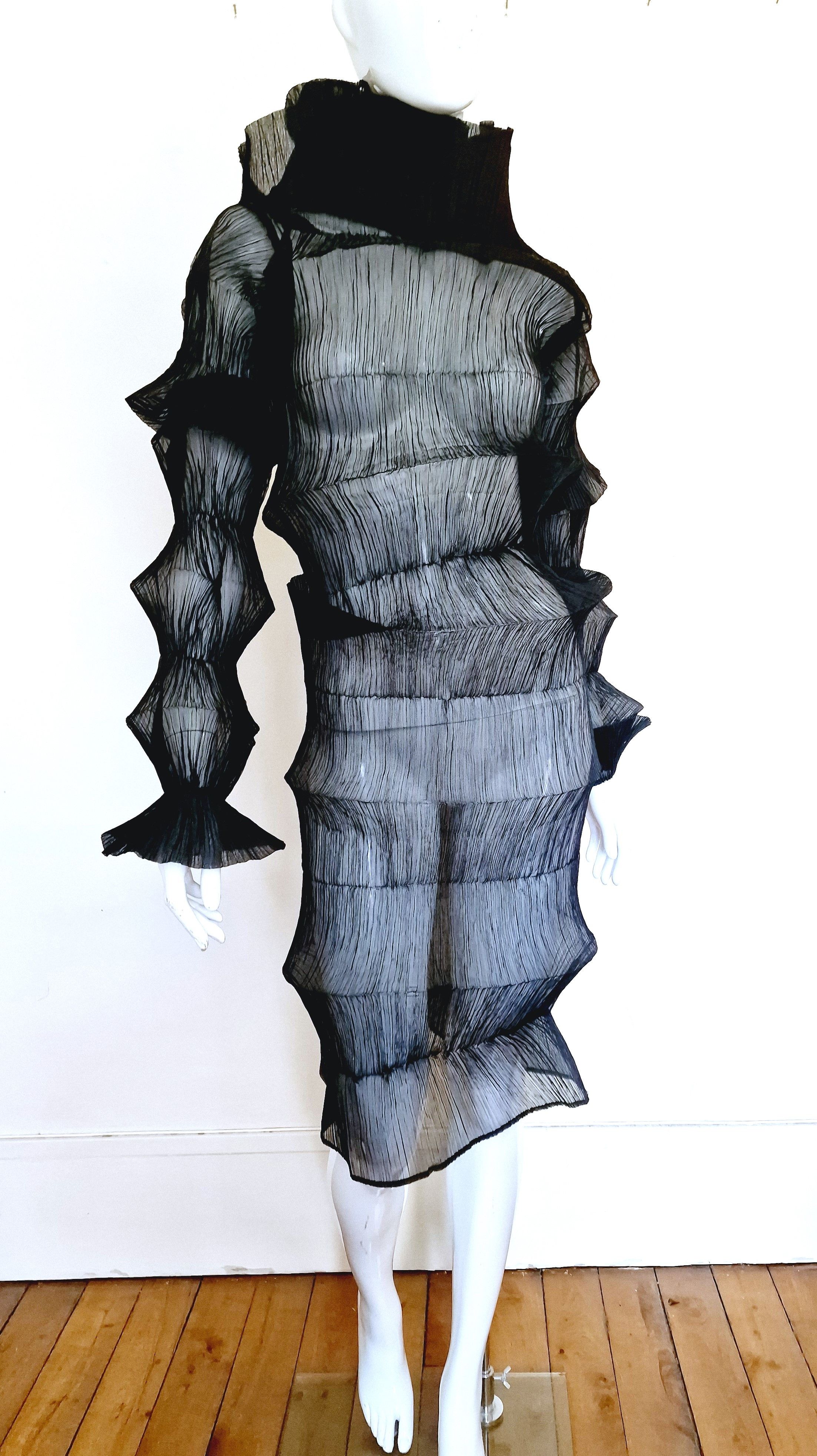 Issey Miyake Issey Miyake 1994 S/S Flying Saucer Pleated Gown Dress Size M / US 6-8 / IT 42-44 - 3 Thumbnail