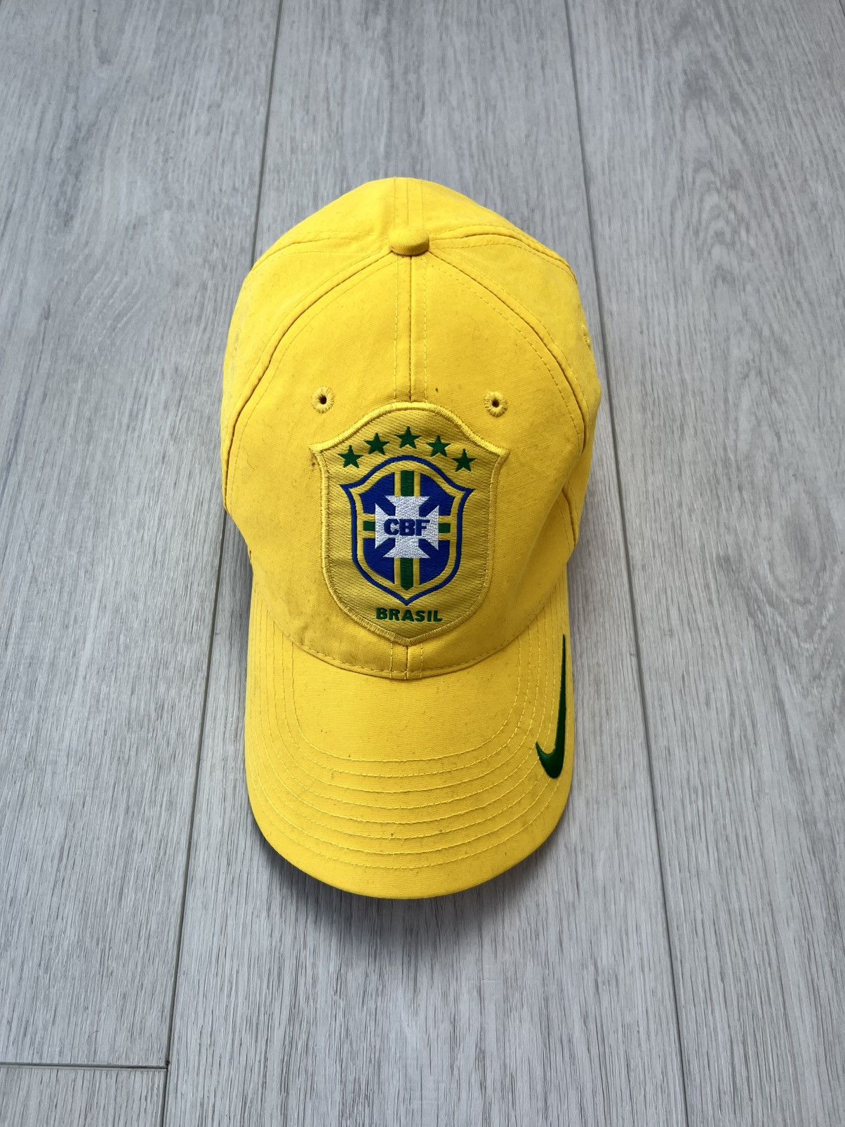 Nike × Vintage Vintage Nike Brazil Cap Soccer Blokecore Football Y2K 90s Size ONE SIZE - 2 Thumbnail