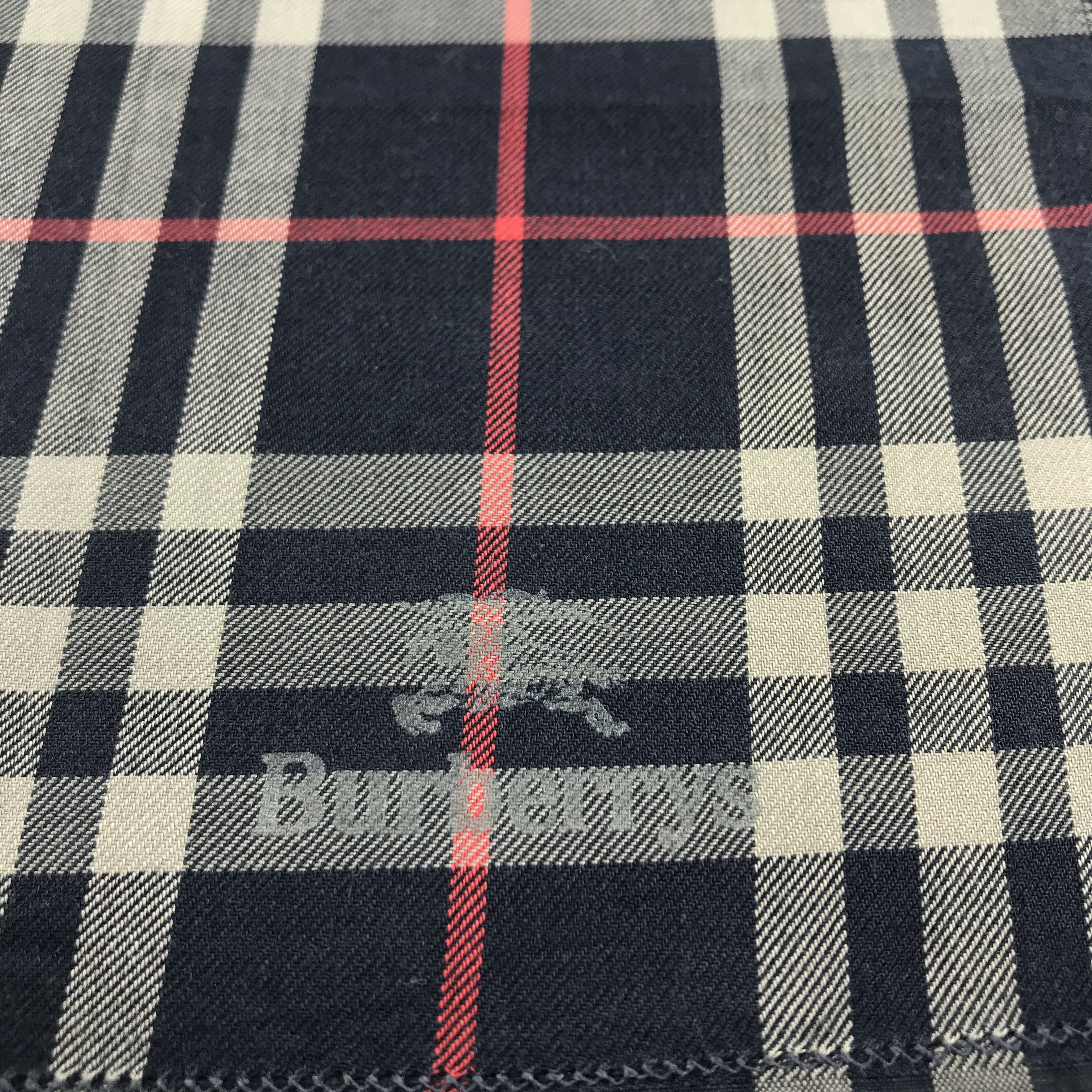 Burberry Burberrys Nova Check Handkerchief Neckerchief Bandana H904 Size ONE SIZE - 3 Thumbnail