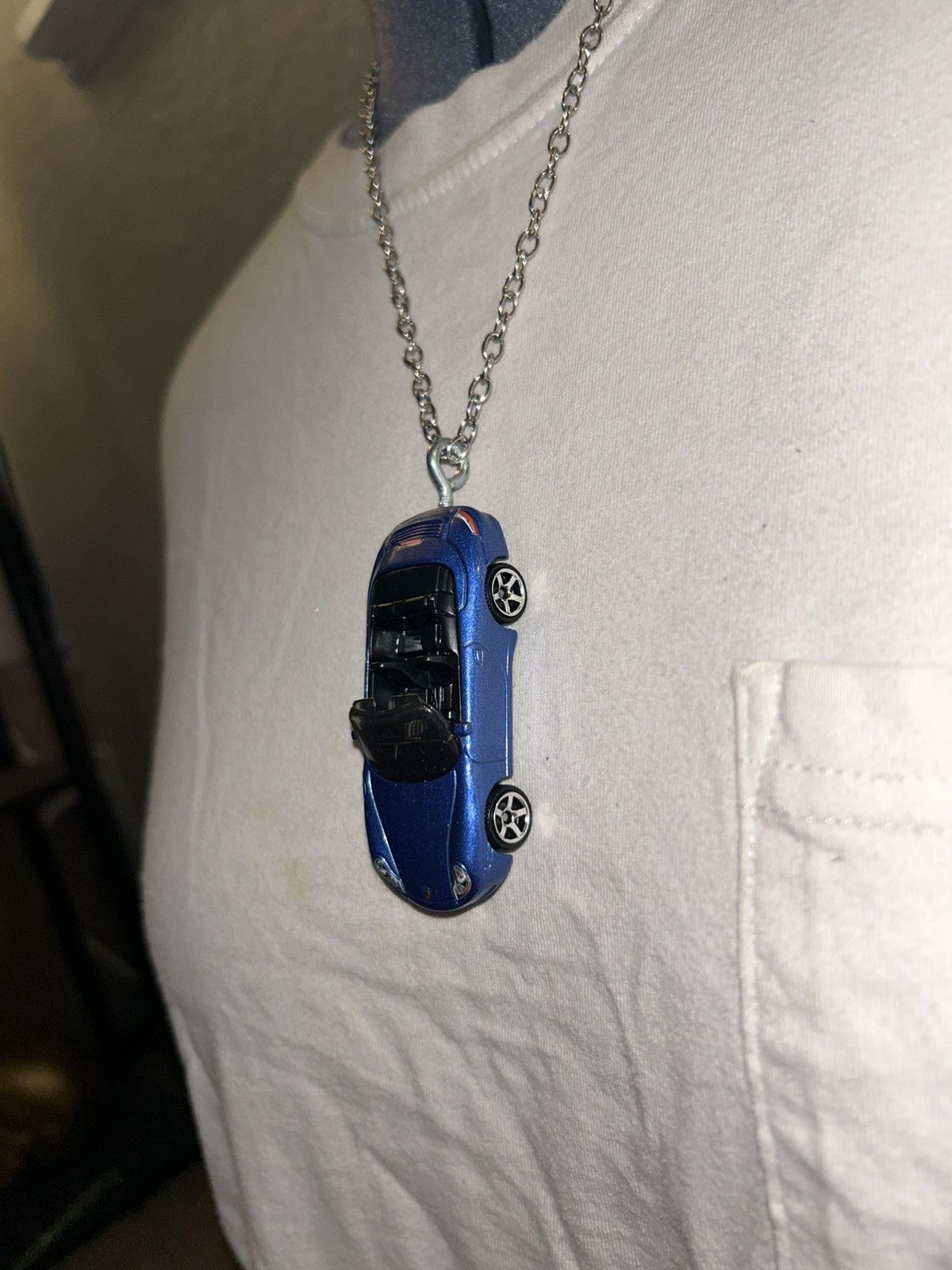 Other 1/1 Your World porsche 911 hot wherls die cast car necklace Size ONE SIZE - 2 Thumbnail