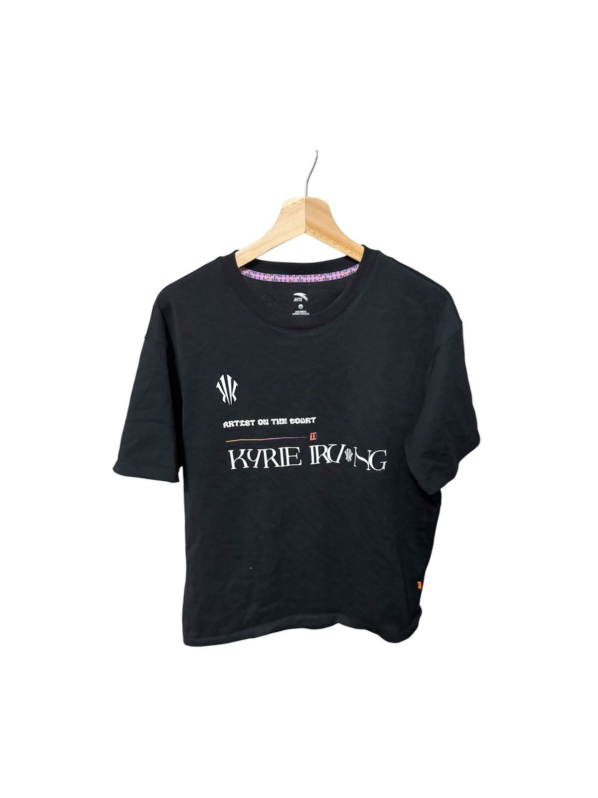 Other Anta Kyrie Irving Graphic Tee Size US M / EU 48-50 / 2 - 1 Thumbnail