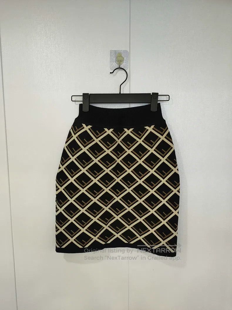 Fendi Fendi Knitted Skirt Size 26" / US 2 / IT 38 - 2 Thumbnail