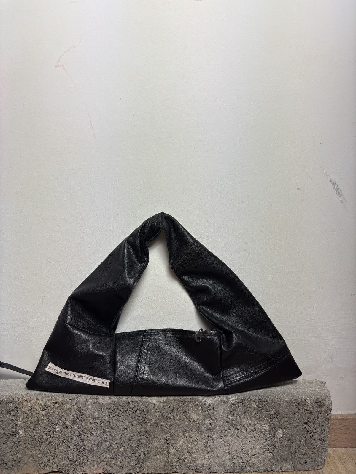 Designer Hobo leather bag black avant garde Size ONE SIZE - 2 Thumbnail