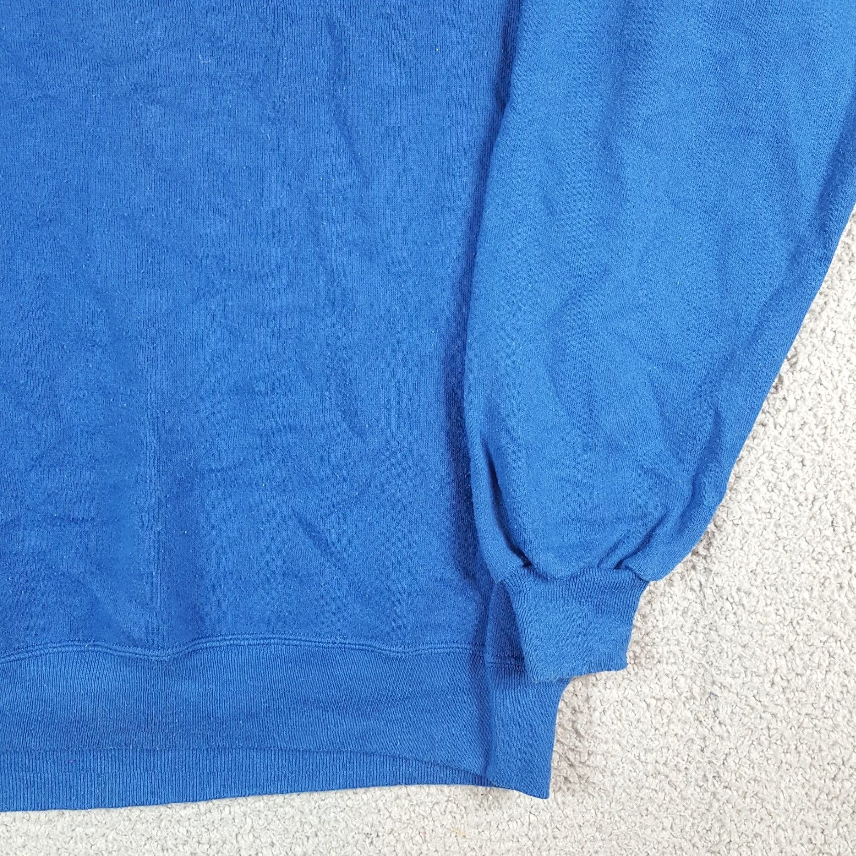 Jerzees Vintage Jerzees Sweatshirt Raglan Sleeve Crewneck Pullover 80s Royal Blue Size L Women Grunge 90s College Athletic solid blue Size L / US 10 / IT 46 - 3 Thumbnail