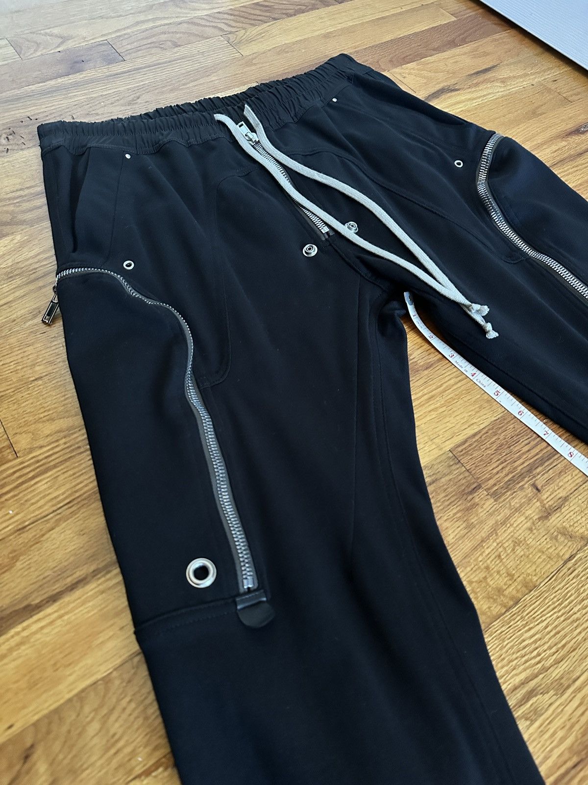 Rick Owens NEW F/W21 GETHSEMANE Black Bauhaus Zip Detail Cargo Pants Size 32" / US 10 / IT 46 - 8 Thumbnail