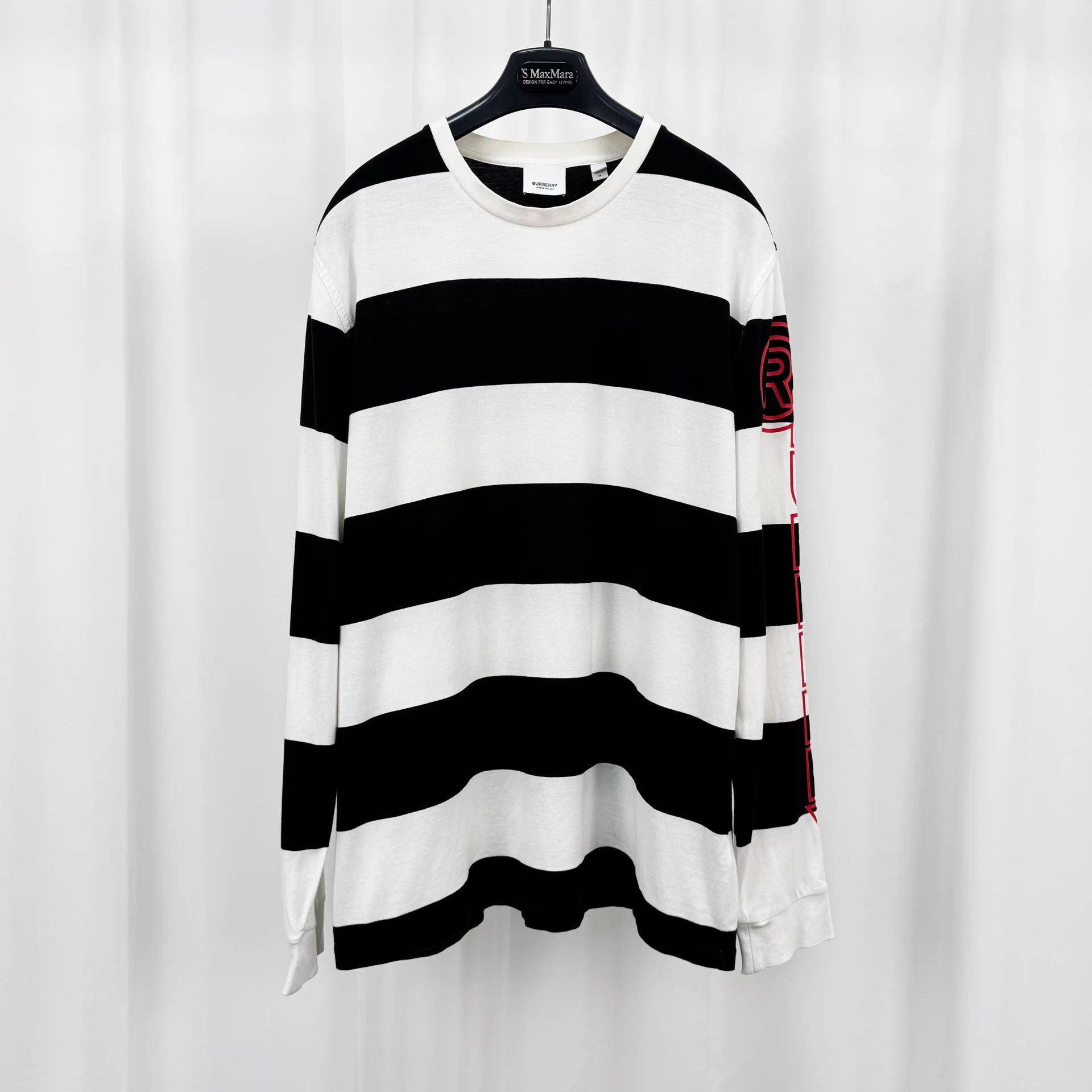 Burberry Burberry arm logo stripe LS M 98 New Size US M / EU 48-50 / 2 - 1 Thumbnail