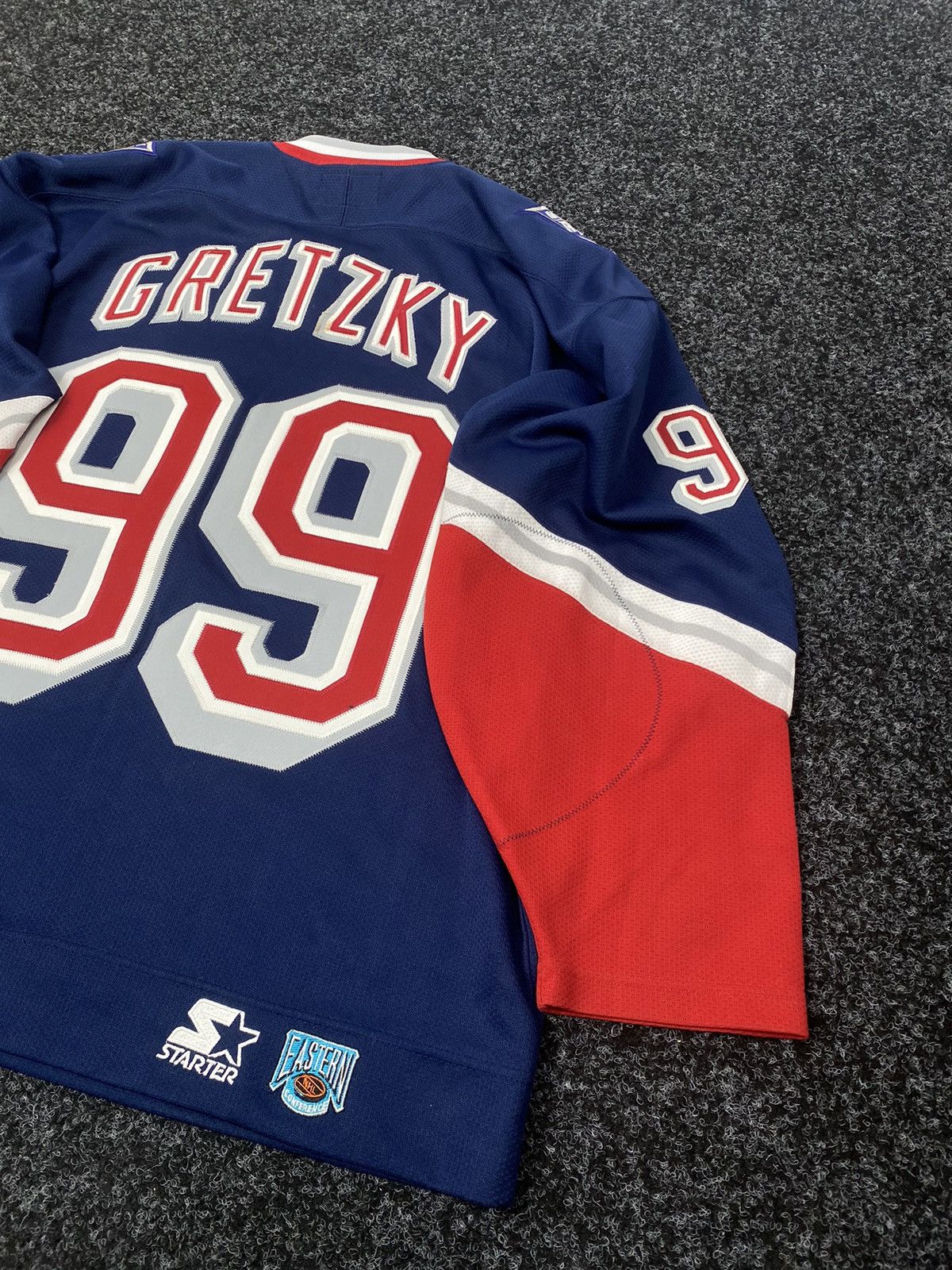 NHL × Vintage WAYNE GRETZKY 90s NEW YORK RANGERS STARTER JERSEY Size US XL / EU 56 / 4 - 8 Thumbnail