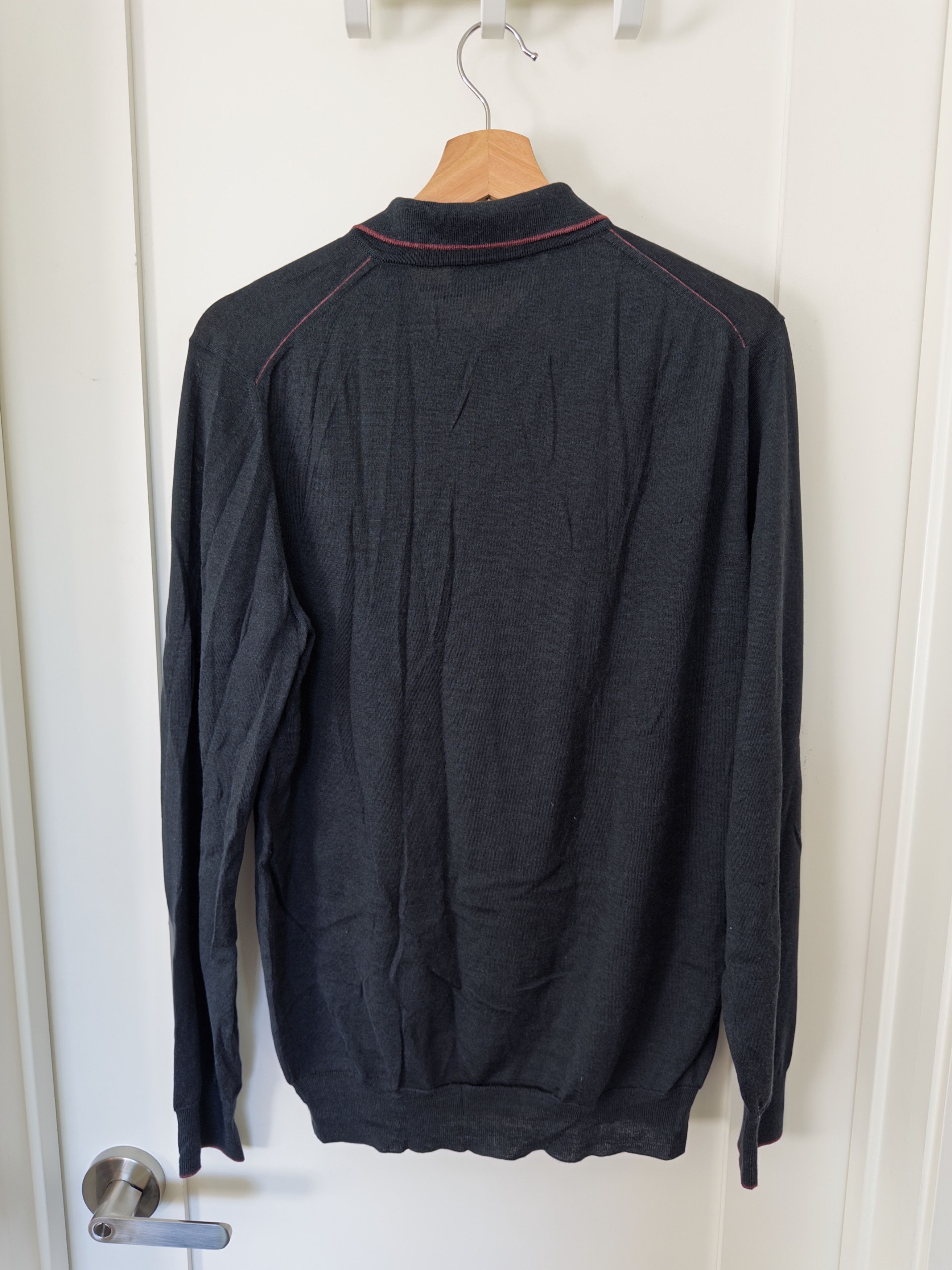 Salvatore Ferragamo Ferragamo Knitted Long Sleeve Polo Size US L / EU 52-54 / 3 - 3 Thumbnail