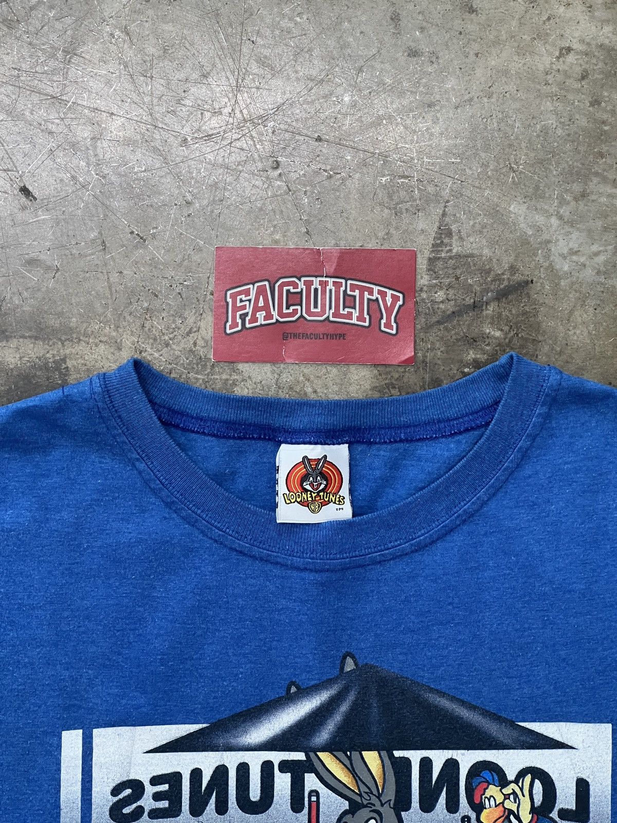Vintage × Warner Bros Vintage Looney Tunes Taz Tweety Bird Bugs Pool Tee Large Size US L / EU 52-54 / 3 - 3 Thumbnail